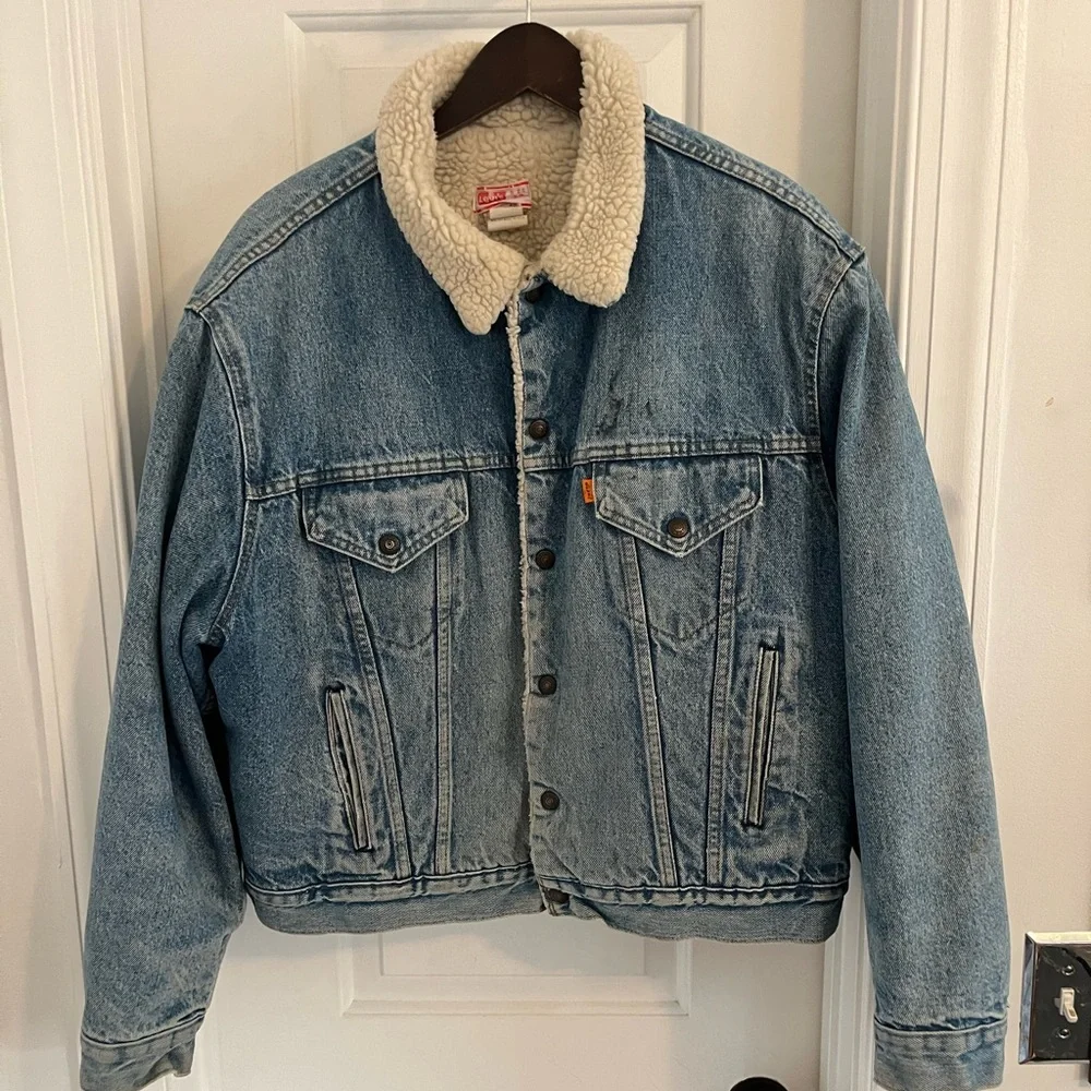 Vintage Levi’s Sherpa Lined Denim‎ Jacket – Made in USA